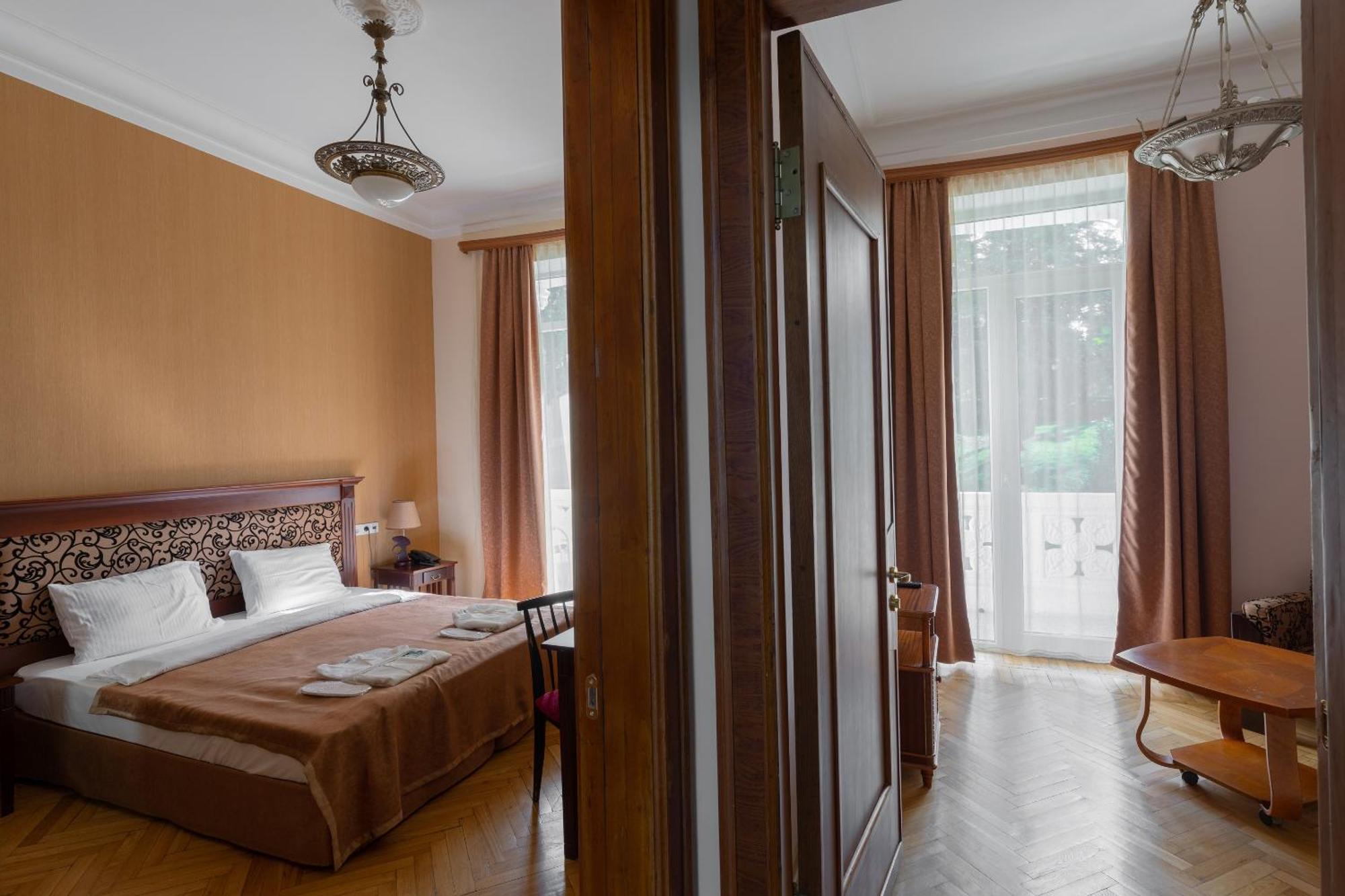 Legends Tskaltubo Spa Resort Екстериор снимка