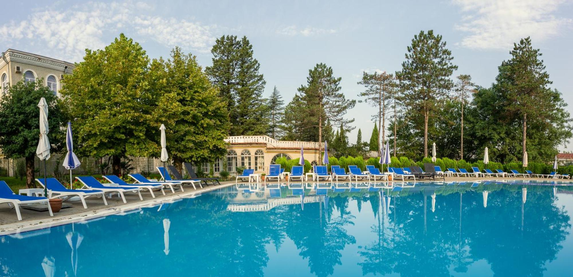 Legends Tskaltubo Spa Resort Екстериор снимка