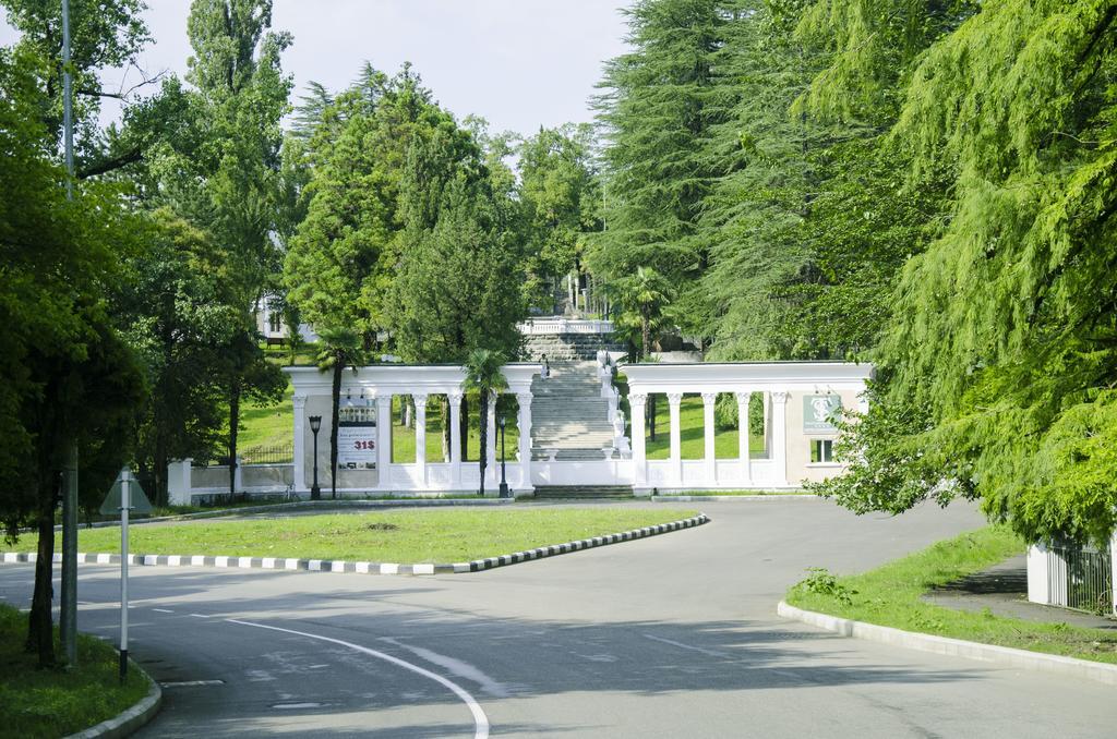 Legends Tskaltubo Spa Resort Екстериор снимка
